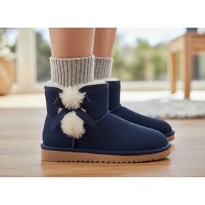 Koolaburra by UGG Victoria Mini Boots Blue Size 10 | Pom Pom Bow Winter